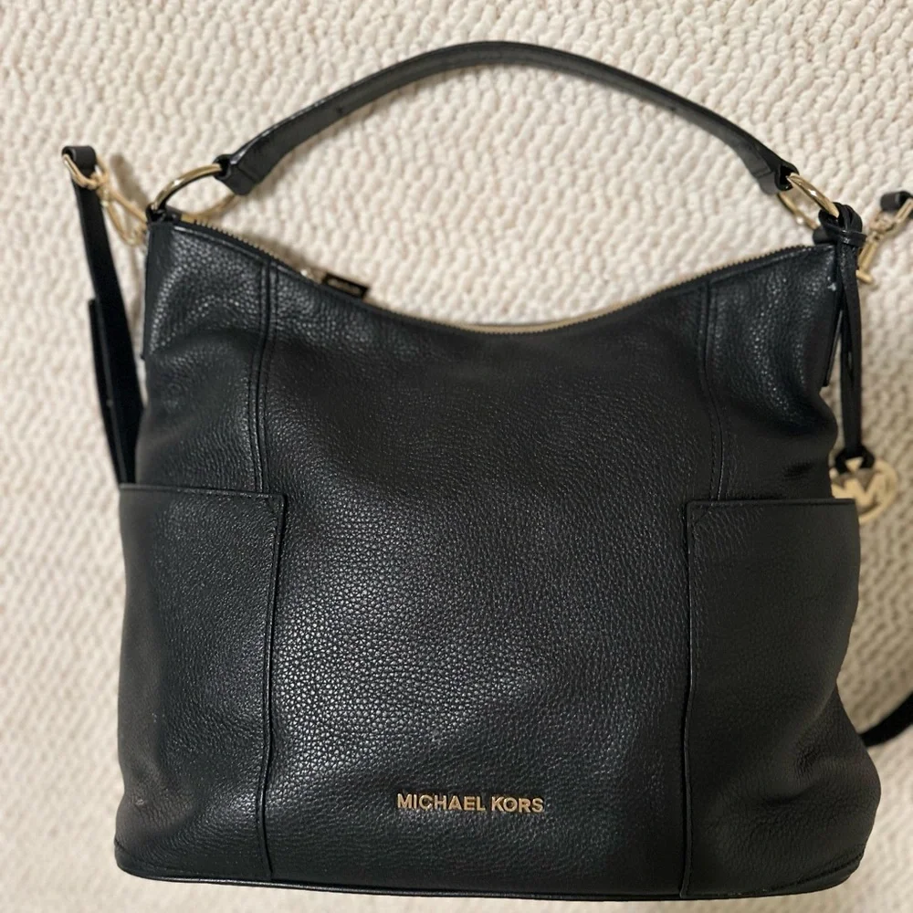 Michael Kors Black Leather Shoulder Bag - Picture 2 of 4